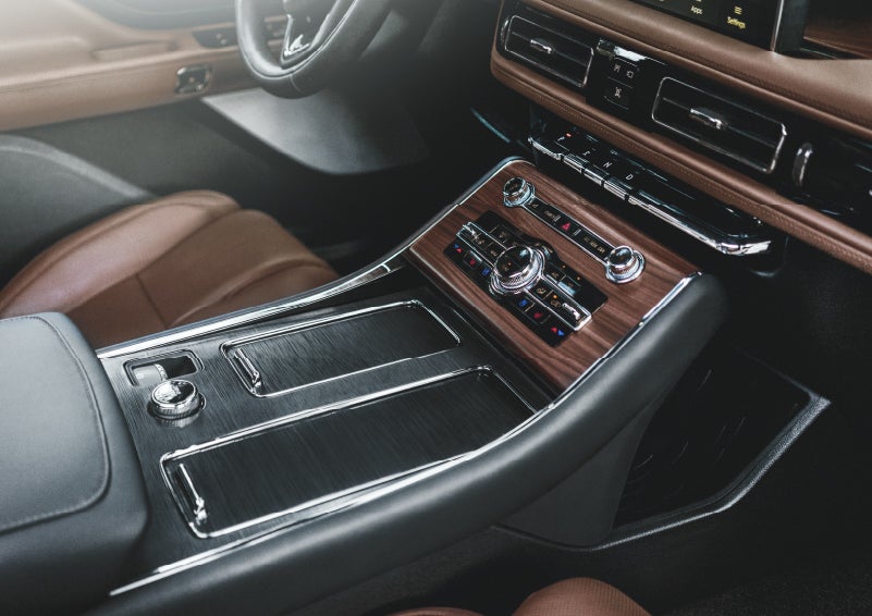 The front center console of a 2024 Lincoln Aviator® SUV is shown | Lincoln of Coconut Creek in Coconut Creek FL